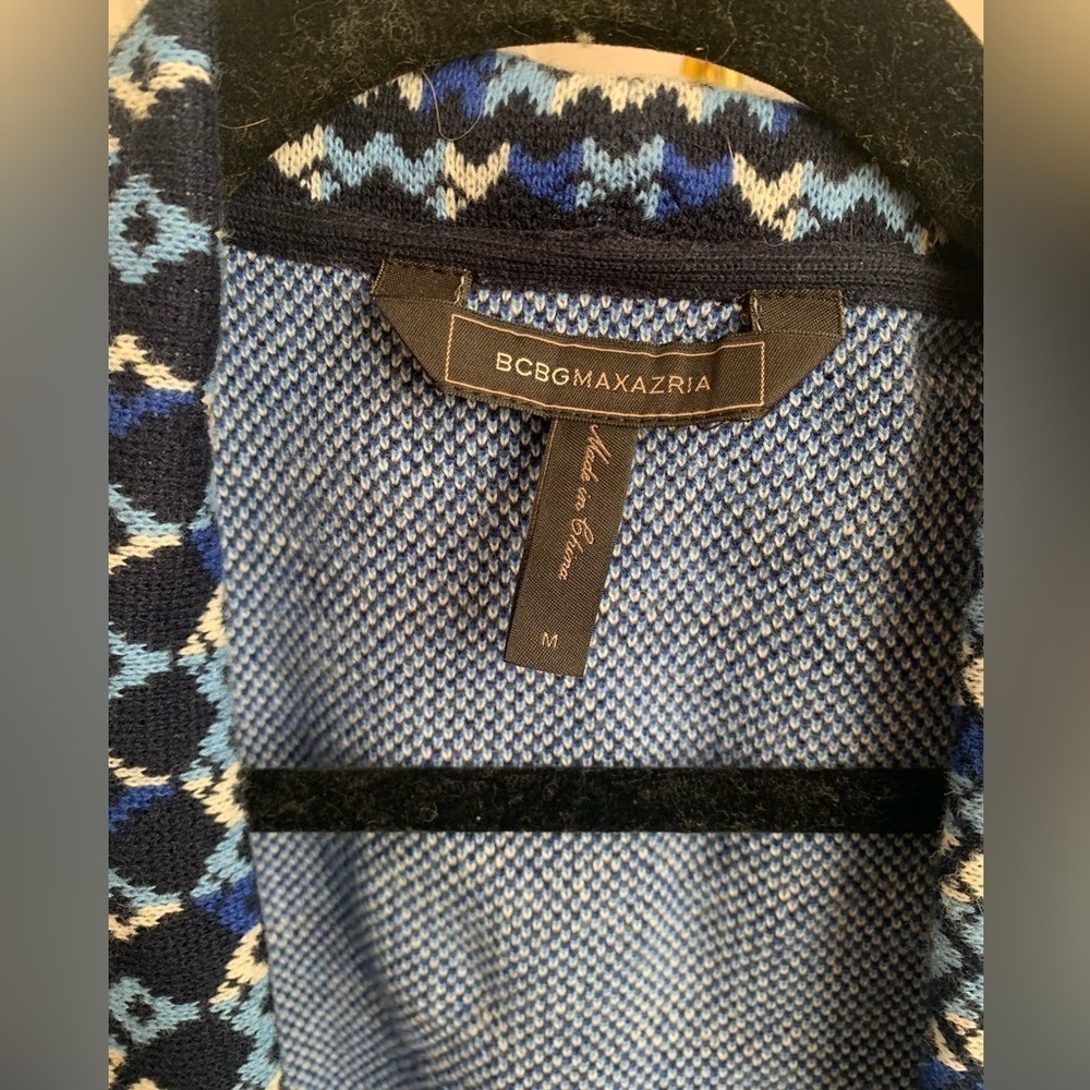 Bcbg MaxAzria Amur Tapestry Jacquard Cardigan
Women medium Blue white baby blue - Picture 2 of 5
